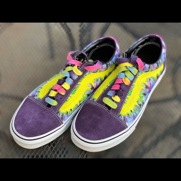 VANS Old Skool Purple Mysterioso Tie Dye Sneakers - Picture 2 of 11